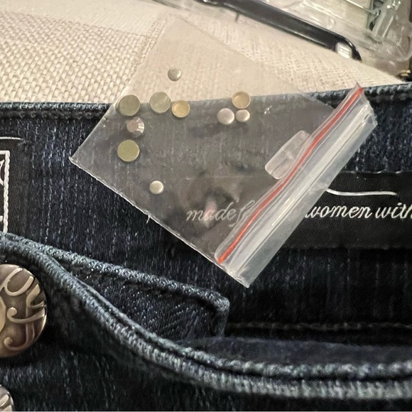 NWT NYDJ Sz 12 Lift Tuck Studded Embroidered High Rise Boot cut Dark Wash - Picture 9 of 15